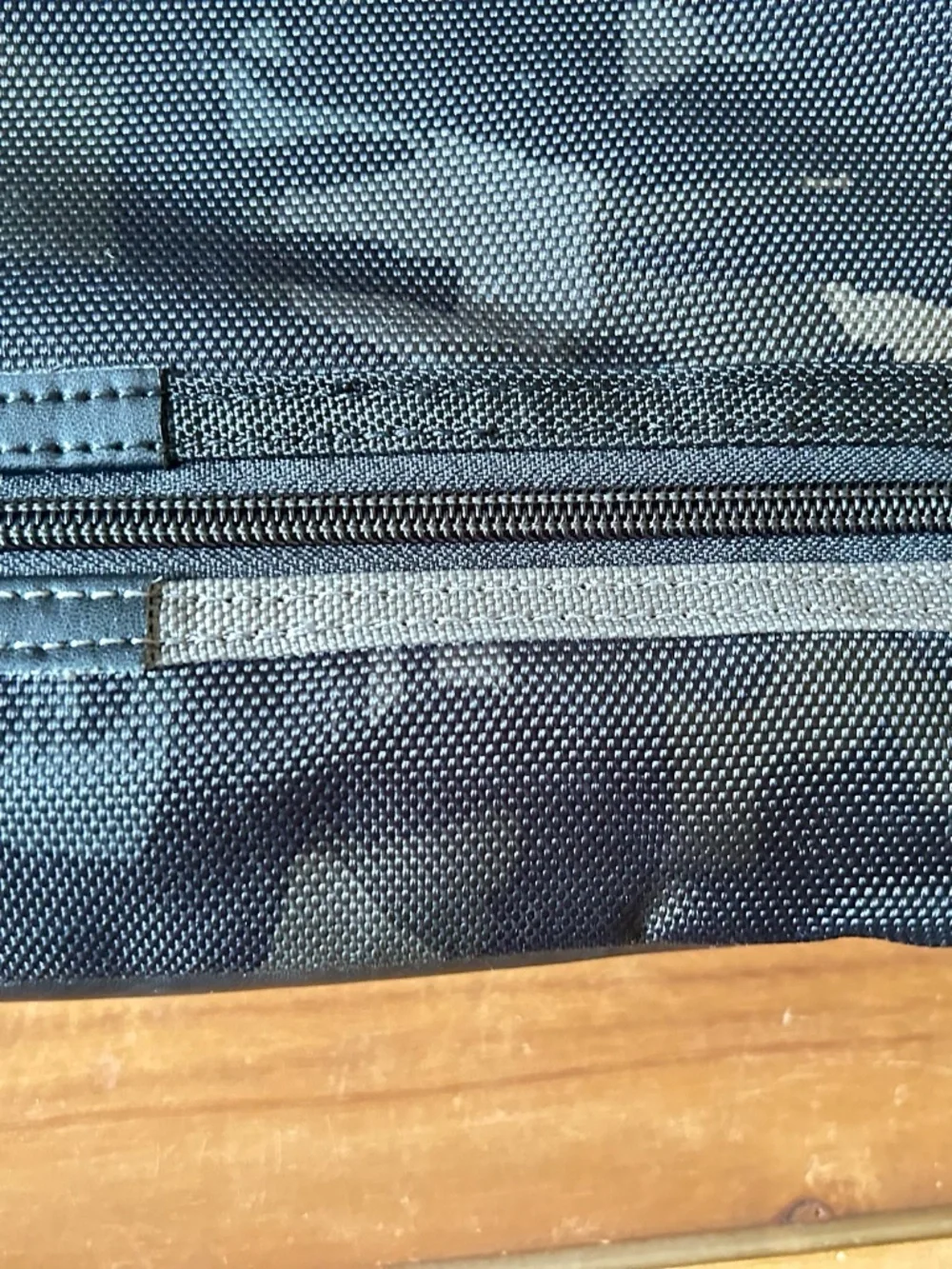 Tumi Alpha Bravo Beale Expandable Crossbody Messenger Bag Camo 222371